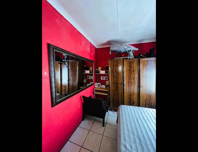 3 BEDROOM FREESTANDING FOR SALE IN SOSHANGUVE XX